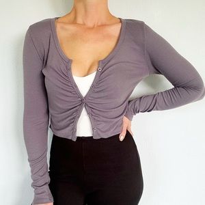 Active USA purple ribbed button front long sleeve crop top size large